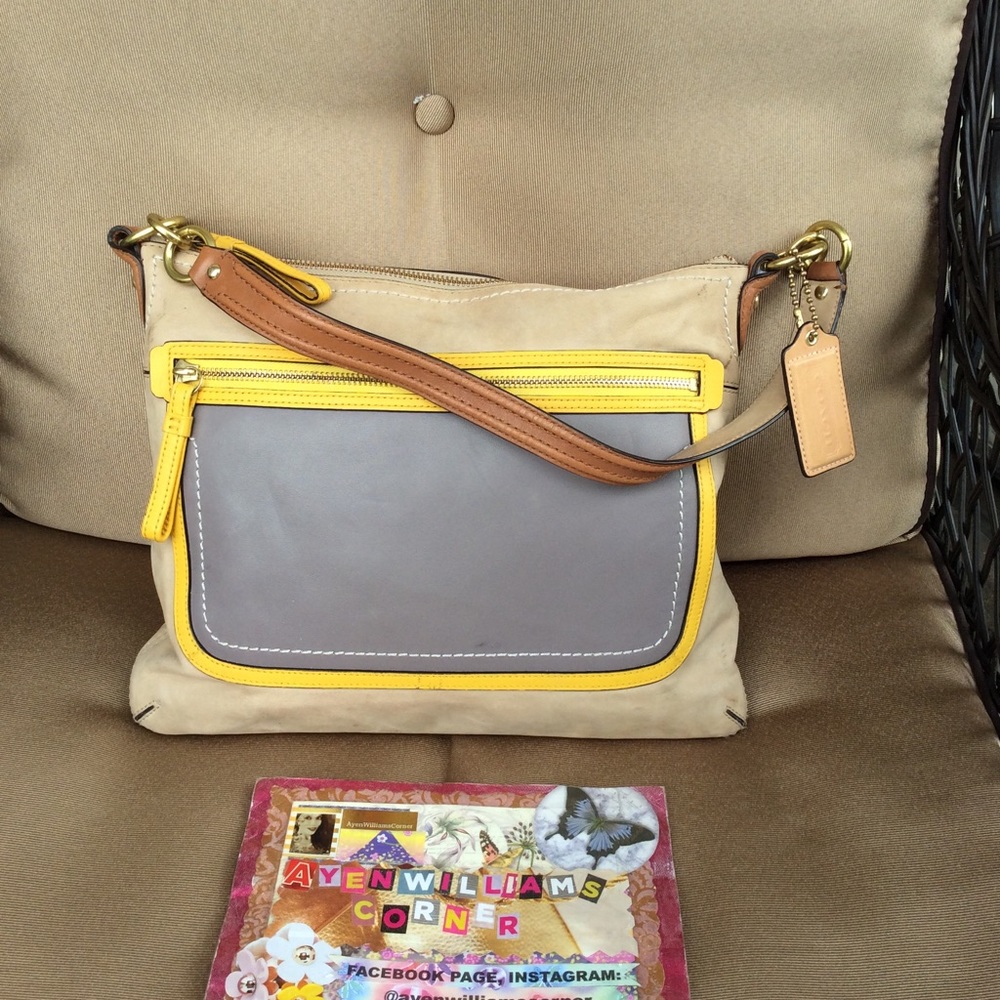 Authentic Coach Leather Bag.